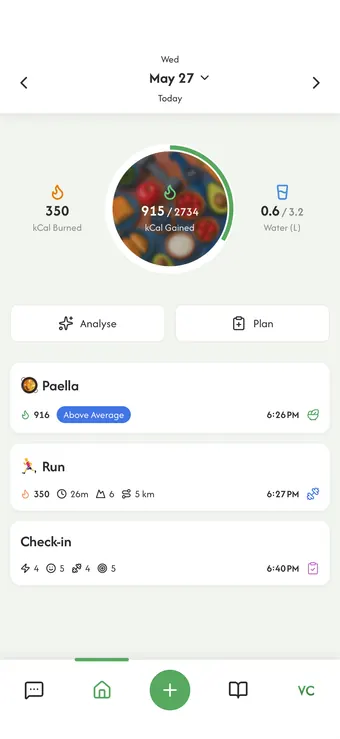 Anfold day view: calories eaten against the daily target, calories burned, water, and the day’s meal, run and check-in